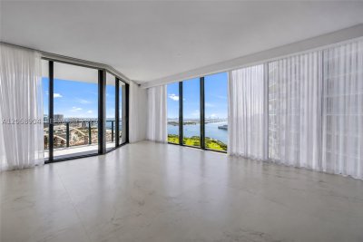 Alquiler de apartamento en One Thousand Museum 3901