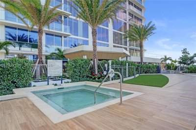 Aluguel de apartamento no Selene Oceanfront Residences 1403
