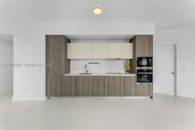 Comprar apartamento no Biscayne Beach 1409