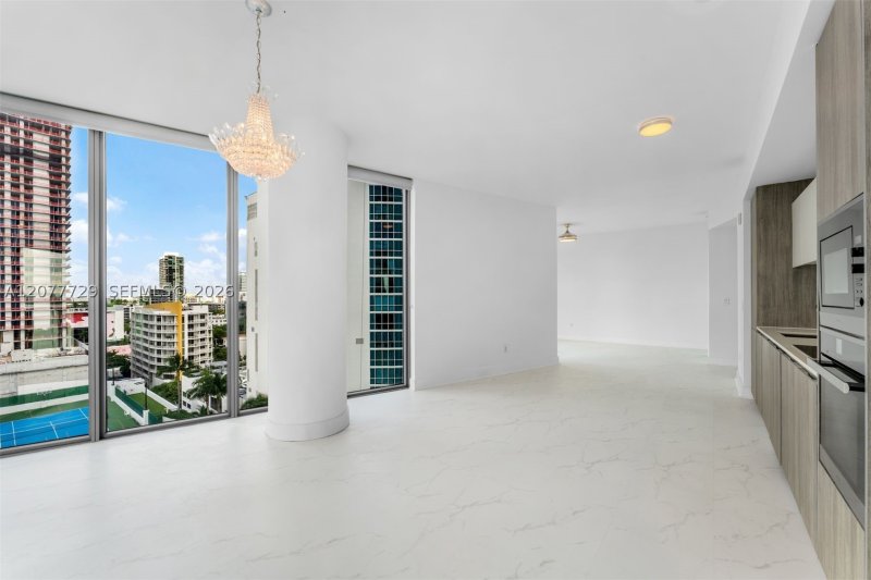 Condo for sale at Biscayne Beach 1409