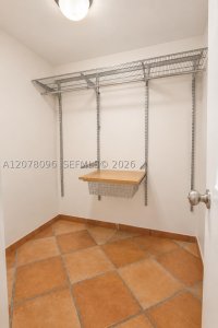 Aluguel de apartamento no Bay Park Towers 919