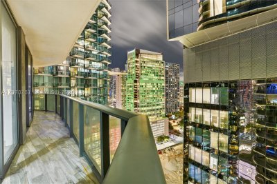 Aluguel de apartamento no SLS Lux Brickell 2805