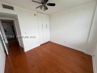 Alquiler de apartamento en 5600 Collins 15J