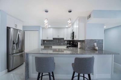 Comprar apartamento no Oxford Towers Apt 905