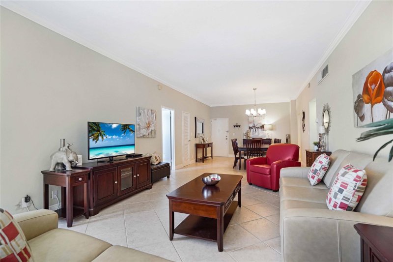 Condo for sale at Galt Towers PHB