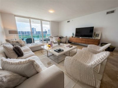 Peninsula II Apt #1105