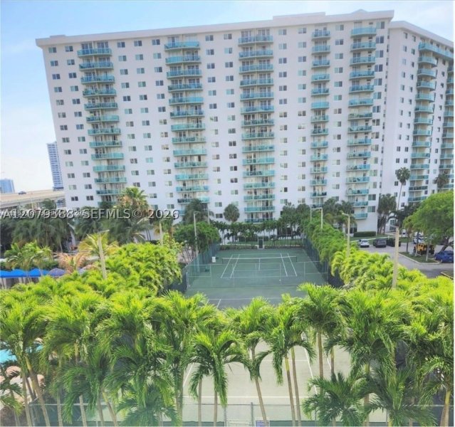 Apartment for rent at Ocean Reserve 1414