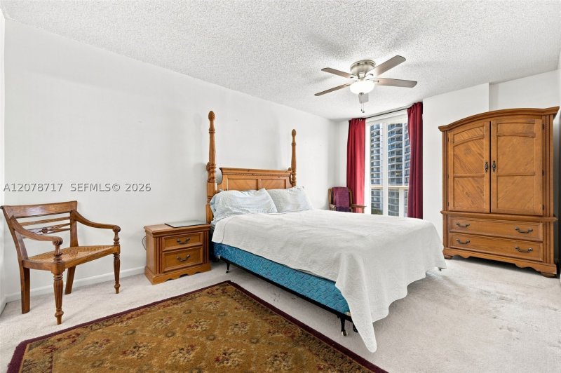 Condo for sale at Grandview 1006