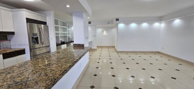 Comprar apartamento en Del Prado North Tower 1501