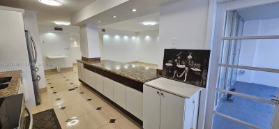 Comprar apartamento en Del Prado North Tower 1501