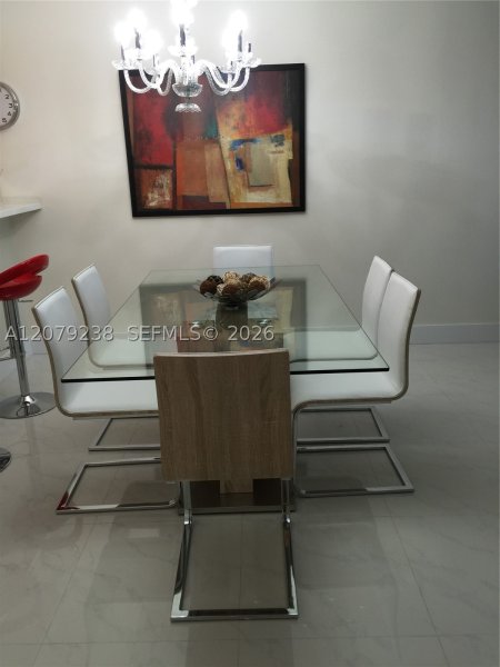 Alquiler de apartamento en Marina Bay Club 809