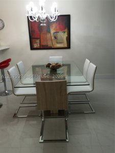 Alquiler de apartamento en Marina Bay Club 809