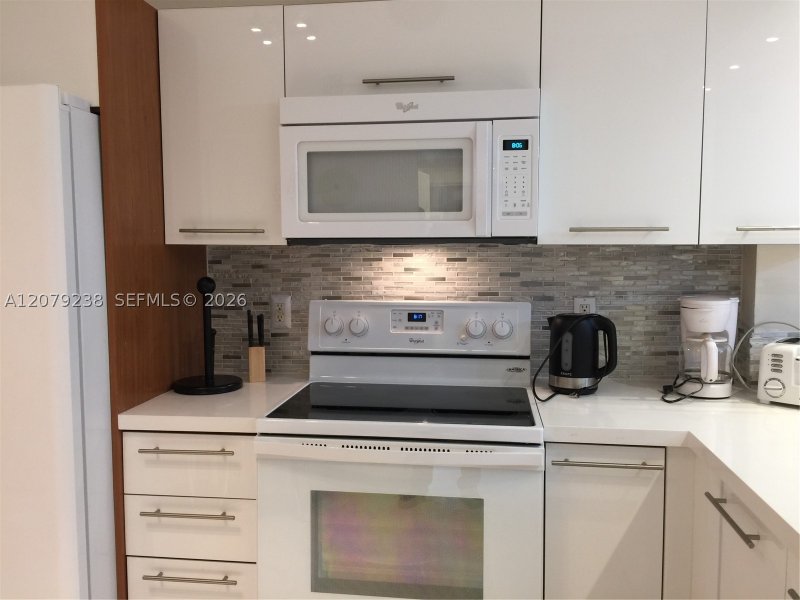 Alquiler de apartamento en Marina Bay Club 809