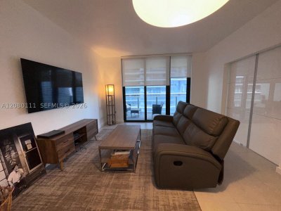 1010 Brickell Apt #4507