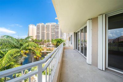 Alquiler de apartamento en Ocean Club Lake Tower 507