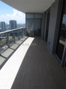 Aluguel de apartamento no Aria on The Bay 3404