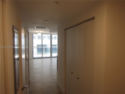 Aluguel de apartamento no Aria on The Bay 3404