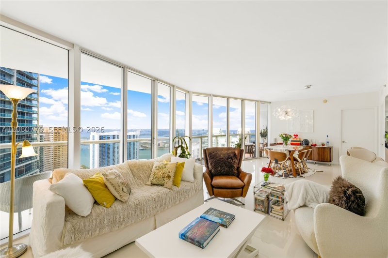 Comprar apartamento no Icon Brickell Tower II 4704