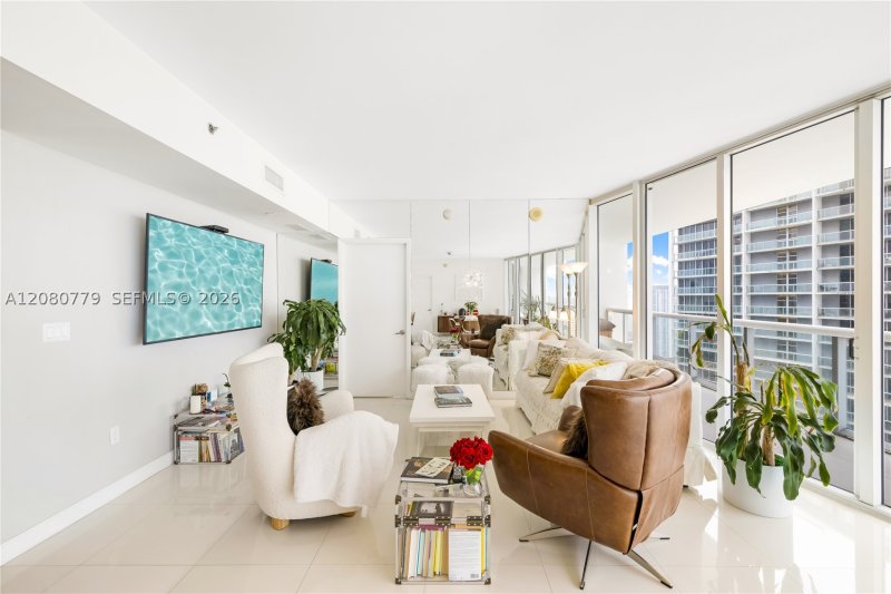 Comprar apartamento no Icon Brickell Tower II 4704