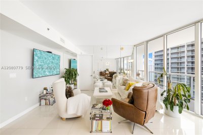 Comprar apartamento no Icon Brickell Tower II 4704