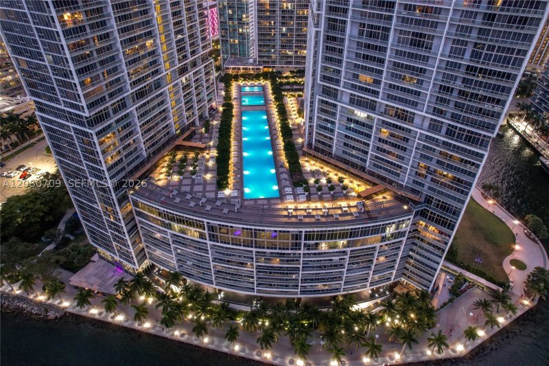 Aluguel de apartamento no Icon Brickell Tower I PH5701