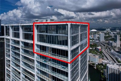 Icon Brickell Tower I Apt #PH5701