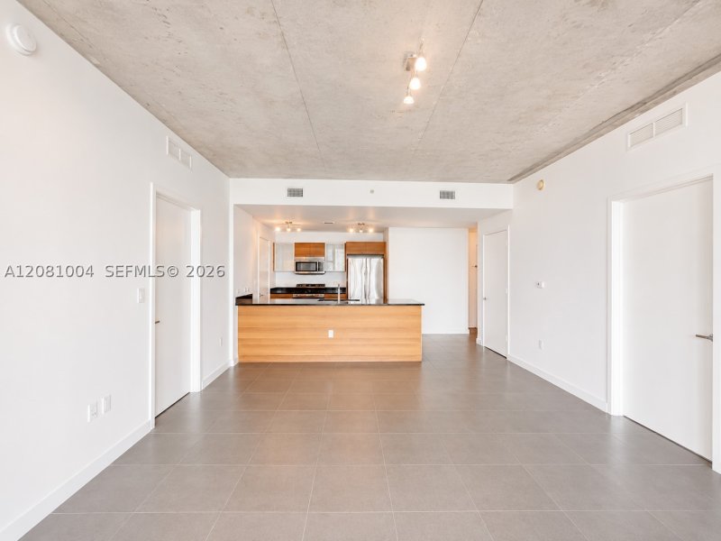 Comprar apartamento en Midtown Miami 4 H1604