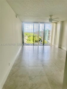 Aluguel de apartamento no 200 Leslie 1023