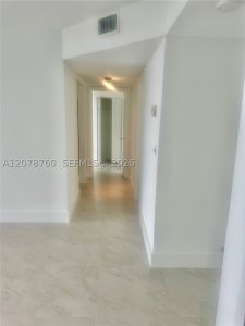 Aluguel de apartamento no 200 Leslie 1023