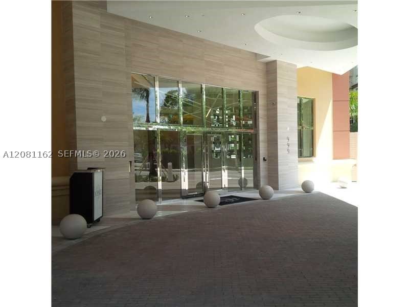 Alquiler de apartamento en Nine at Mary Brickell Village 2305