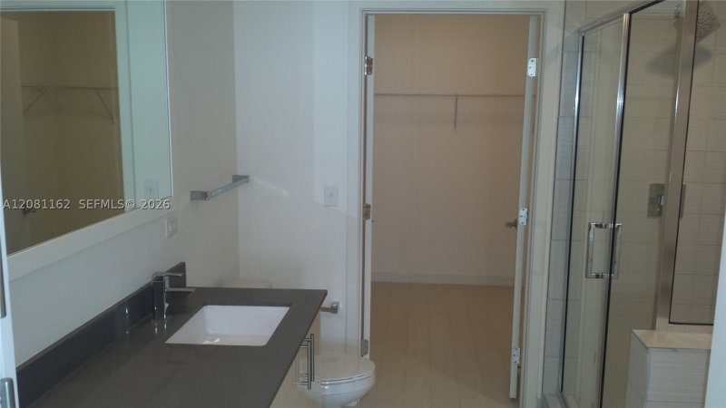 Alquiler de apartamento en Nine at Mary Brickell Village 2305