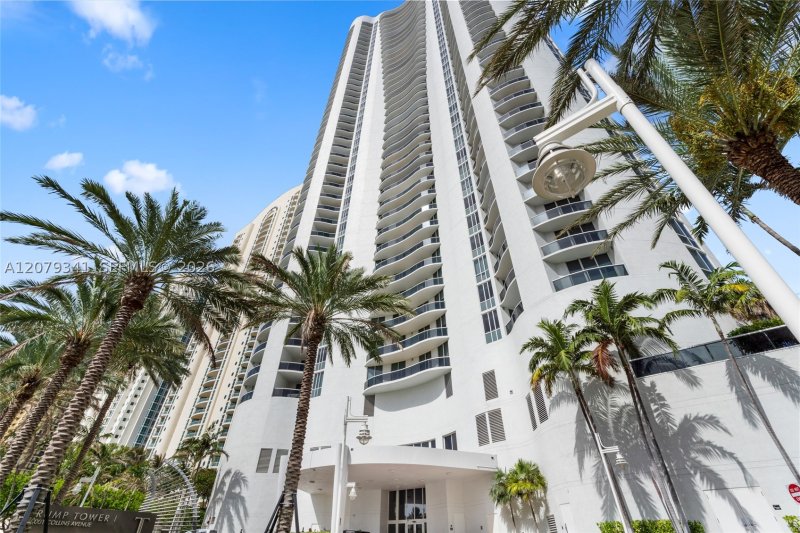 Comprar apartamento en Trump Tower One PH 4307