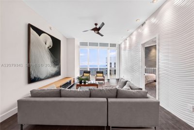 Comprar apartamento no Trump Tower One PH 4307