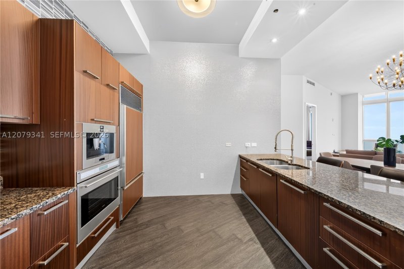 Comprar apartamento en Trump Tower One PH 4307
