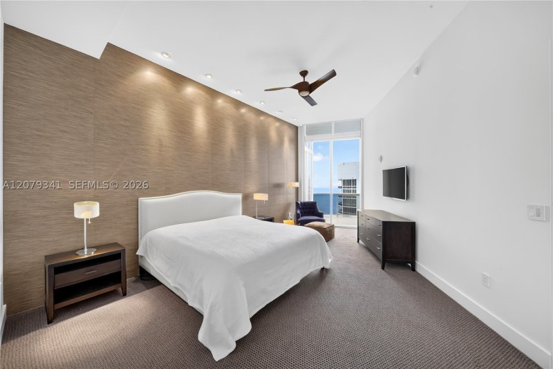 Condo for sale at Trump Tower One PH 4307