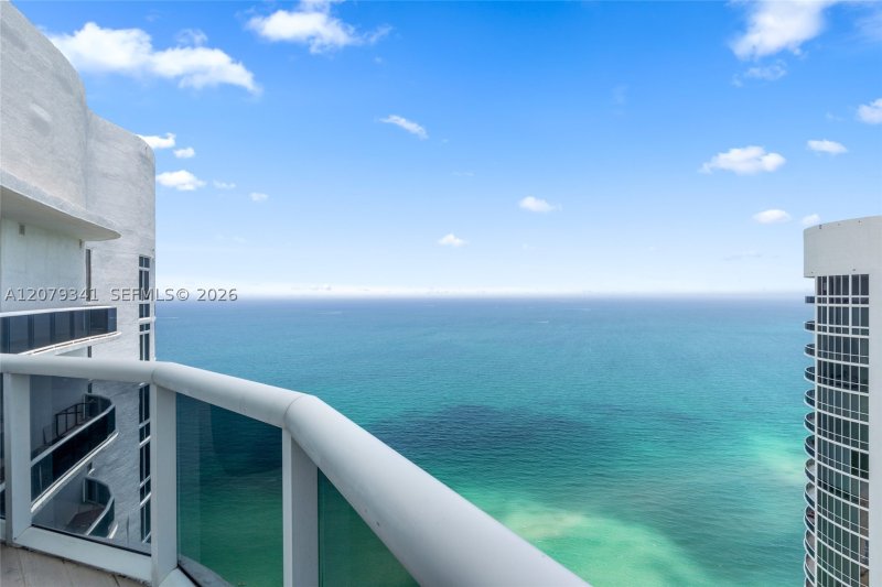Comprar apartamento en Trump Tower One PH 4307