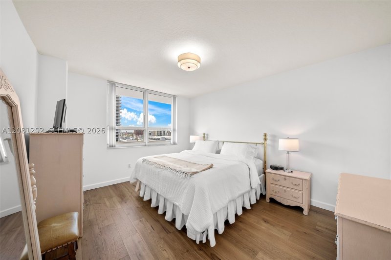 Comprar apartamento no Cite On The Bay 1502