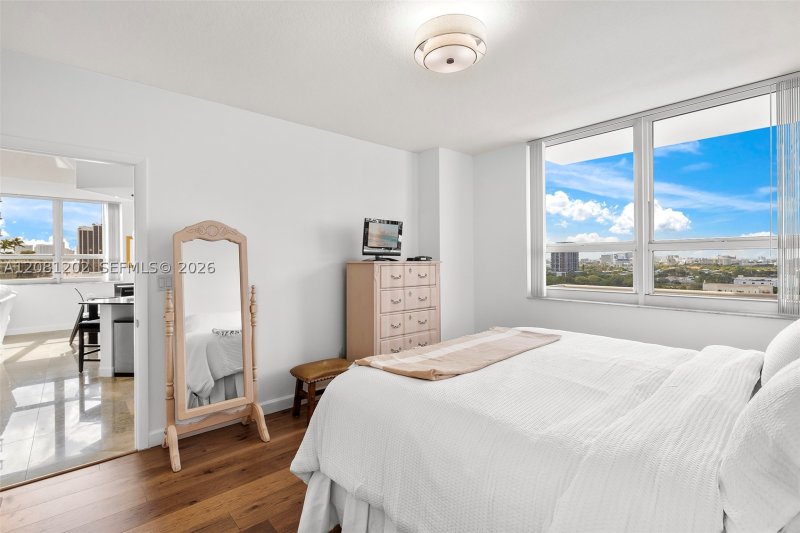 Comprar apartamento no Cite On The Bay 1502