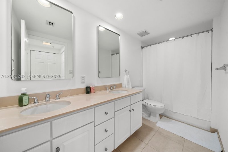 Comprar apartamento no Cite On The Bay 1502