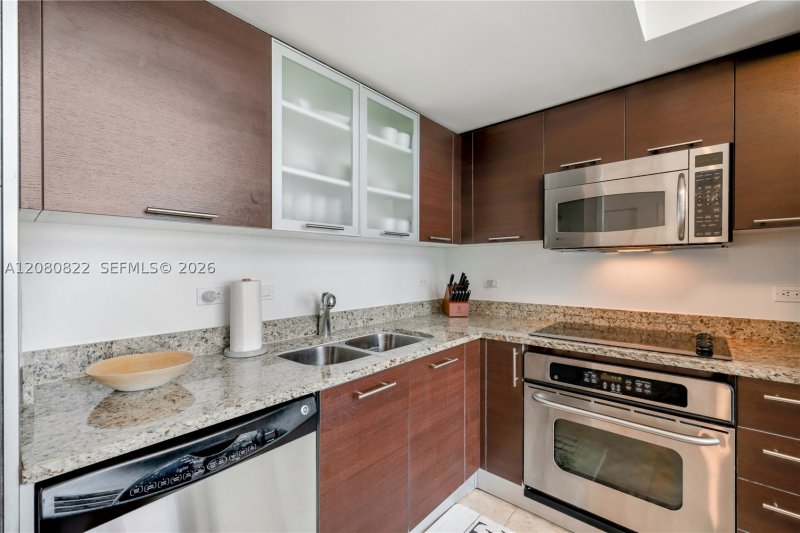 Condo for sale at Brickell on the River South 1607