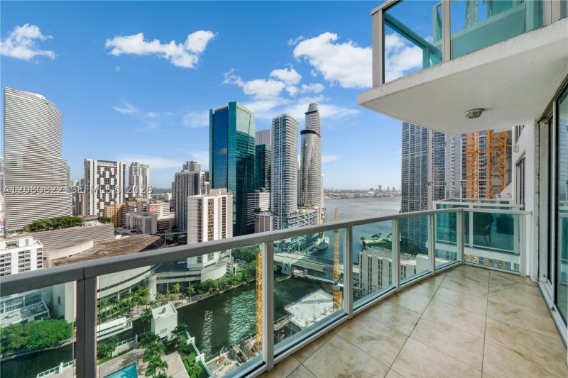 Condo for sale at Brickell on the River South 1607