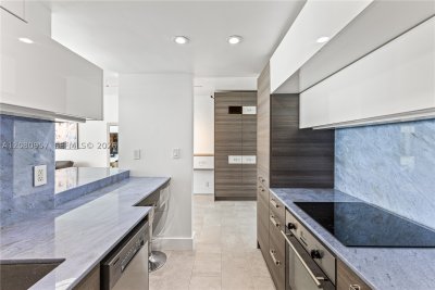 Comprar apartamento no Mirador 1518