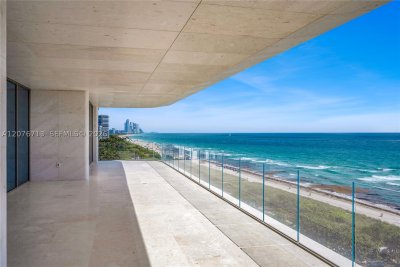 Comprar apartamento no Seaway North at the Surf Club 701