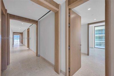 Comprar apartamento no Seaway North at the Surf Club 701