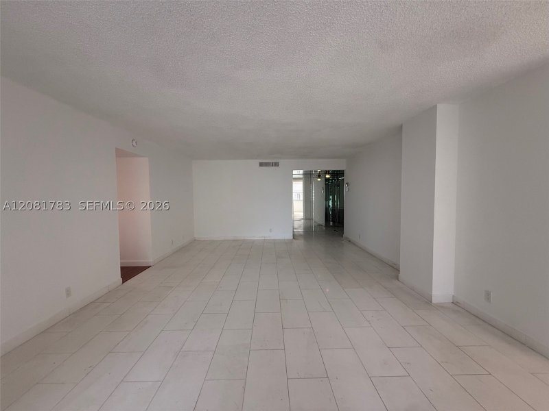 Condo for sale at La Mer Estates 1206