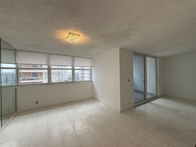 Condo for sale at La Mer Estates 1206