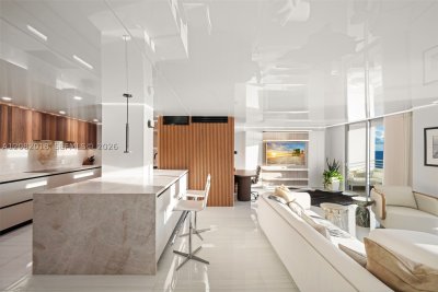 Oceanside Plaza Apt #16H