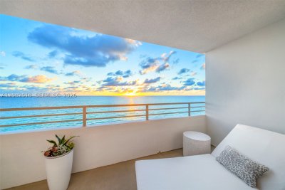 Aluguel de apartamento no Oceanside Plaza 16H