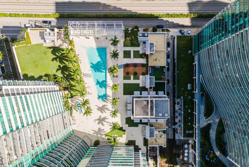 Aluguel de apartamento no Midtown Miami 4 H1007