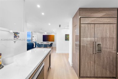 Comprar apartamento no Continuum I South 1409/10